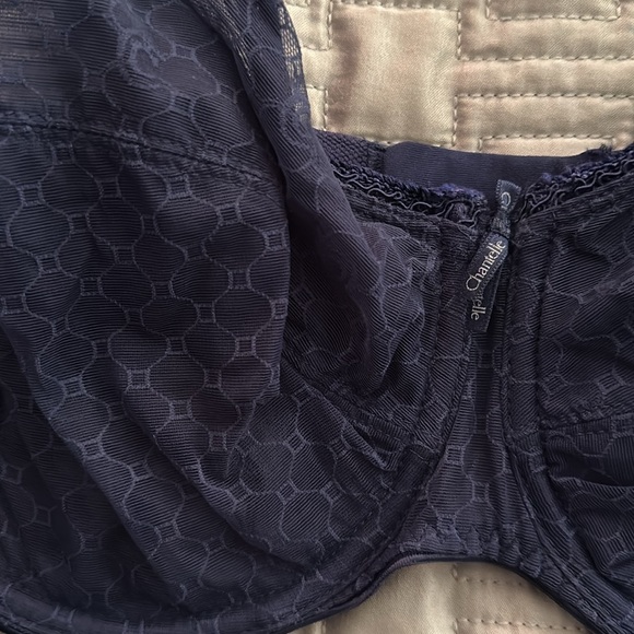 Chantelle 34DDDD navy blue bra, excellent condition! - Picture 4 of 4